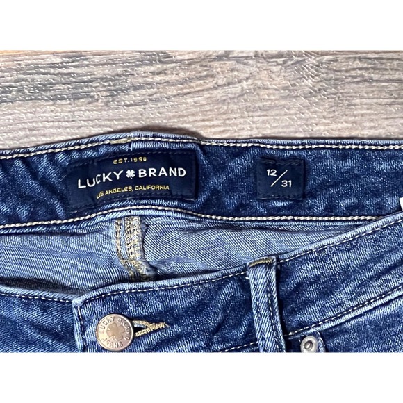 Lucky Brand Lolita Crop Blue Jeans Denim Size 12/31 Soft‎ Comfy Whiskered Ankle - Picture 4 of 12